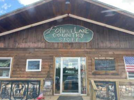 Forest Lake Country Store outside