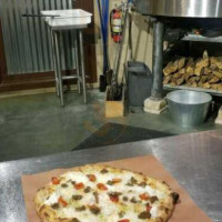 Lookout Mountain Pizza Company food