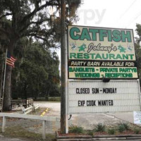 Catfish Johnny's outside