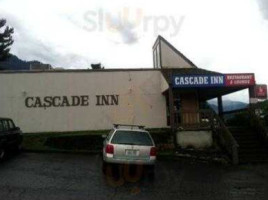 Cascade Inn outside