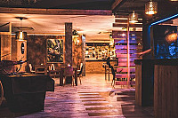 Ombue Gastrobar Club inside