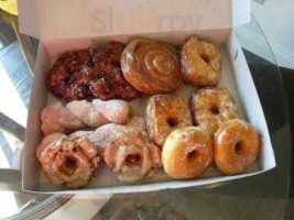 Dolly's Donuts food
