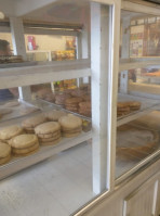 Rosy's Bakery food