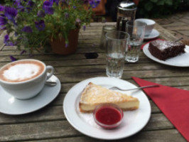 Cafe Augustenhöh Inh. Susanne Schorr und Gesche Thoenies food