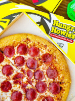 Hungry Howie's Pizza food