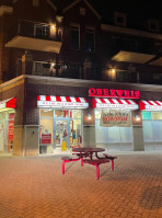 Oberweis Ice Cream And Dairy Store outside