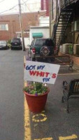 Whit's Frozen Custard outside