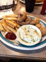 Catfish Dock food