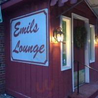 Emil's Lounge outside