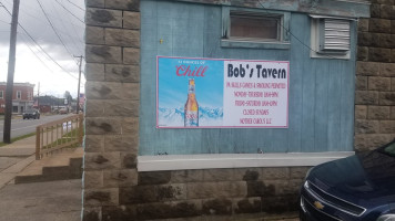 Bob's Tavern food
