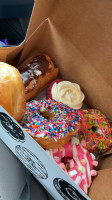 Holtman's Donuts food