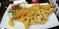 Ben's Fish Chips inside