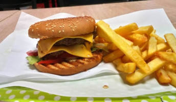 Delicious Sandwicherie Comida