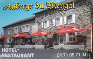 Auberge du Meygal outside