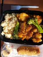 Hot Wok Chinese Express food