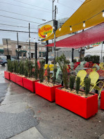 Red Pepper Taqueria - Buckhead outside