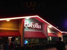 Po' Folks outside