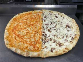 Two Kings Pizza food