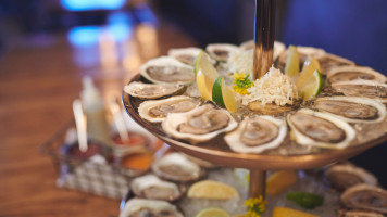 The Adelaide Oyster House food