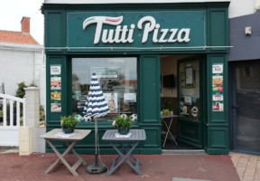 Tutti Pizza Saint-gilles food