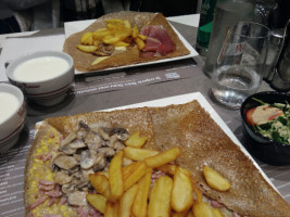 Creperie Notre Dame food