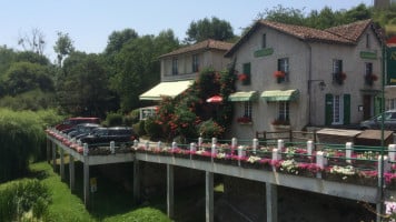 Restaurant du barrage outside