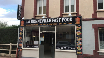 Kebab La Bonneville Sur Iton inside