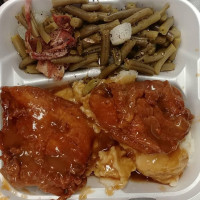 Lovett’s Soul Food food