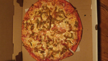 Denneno's Pizza food