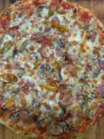 Pizzeria Pizza Taxi Di D'aurizio Mariangela food