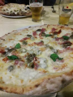 Pizzeria Sala Ricevimenti Il Vecchio Mulino inside