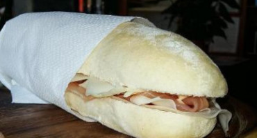 Panetteria Il Nuovo Forno food