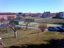 Tennis Di Cerrione outside