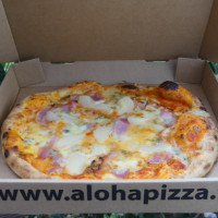 Aloha Pizza food
