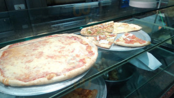 Marcelino's Pizzeria food