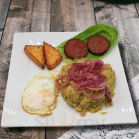 La Aurora Dominican food