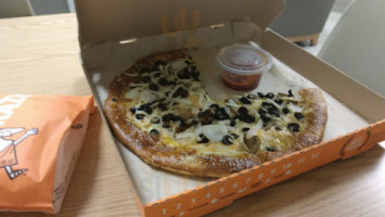 Little Caesars Pizza food