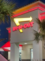 In-n-out Burger food