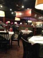 Ruby Tuesday inside