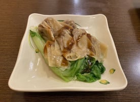 Chung Yi Vegetarian Xitun inside