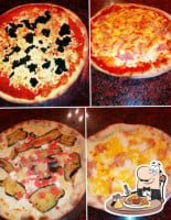 Pizzeria Da Valerio food
