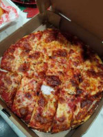 Capuano's Pizza House food