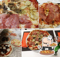 Pizza Al Centro food