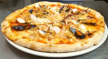 Peccou De Goa Pizza Pasta Especialidad En Faina food