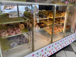 Donut Avenue Pastries food