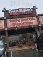 Parker John's Bbq Pizza, Green Bay outside