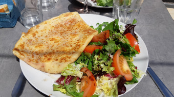 La Terrasse Des Baux food