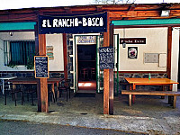 El Rancho Nel Bosco inside