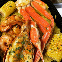 Bailey Seafood food