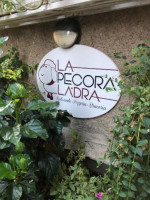 La Pecora Ladra food